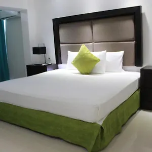 nirvana-hostel.quintano-roohotels.com/