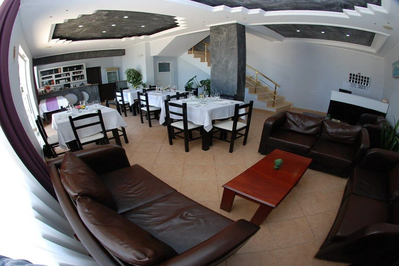 Villa Doka Sarandë 3*,  Albánie