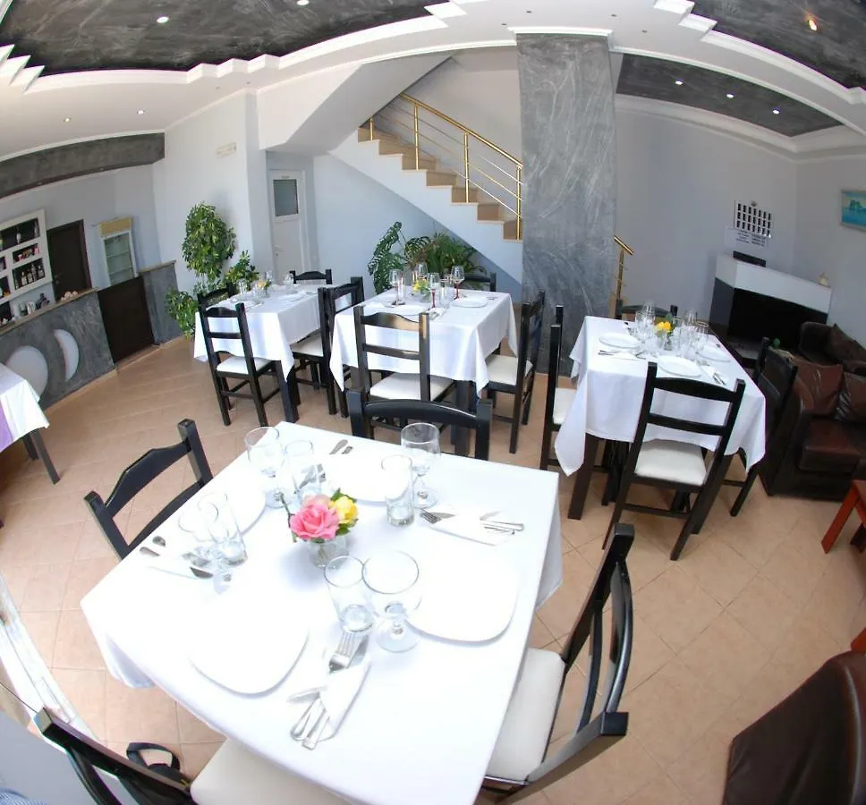 *** Aparthotel Villa Doka Sarandë Albánie