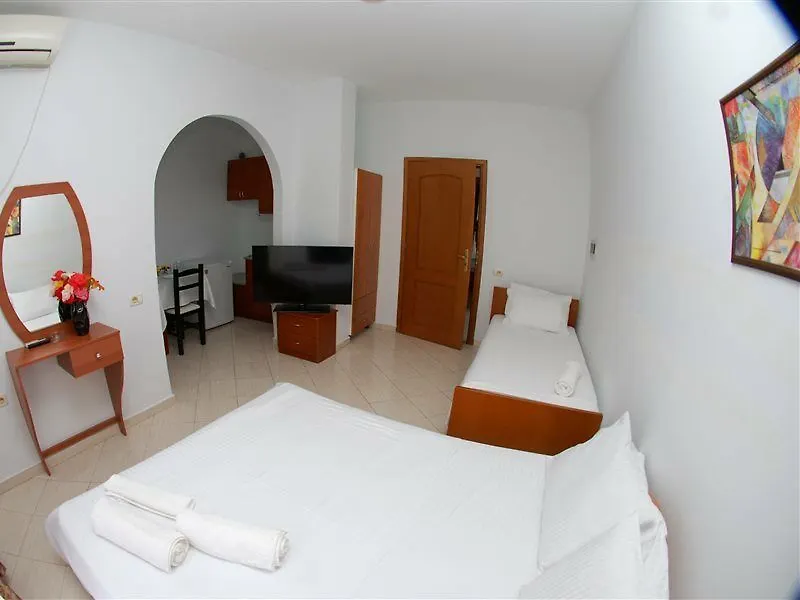 Villa Doka Sarandë 3*,