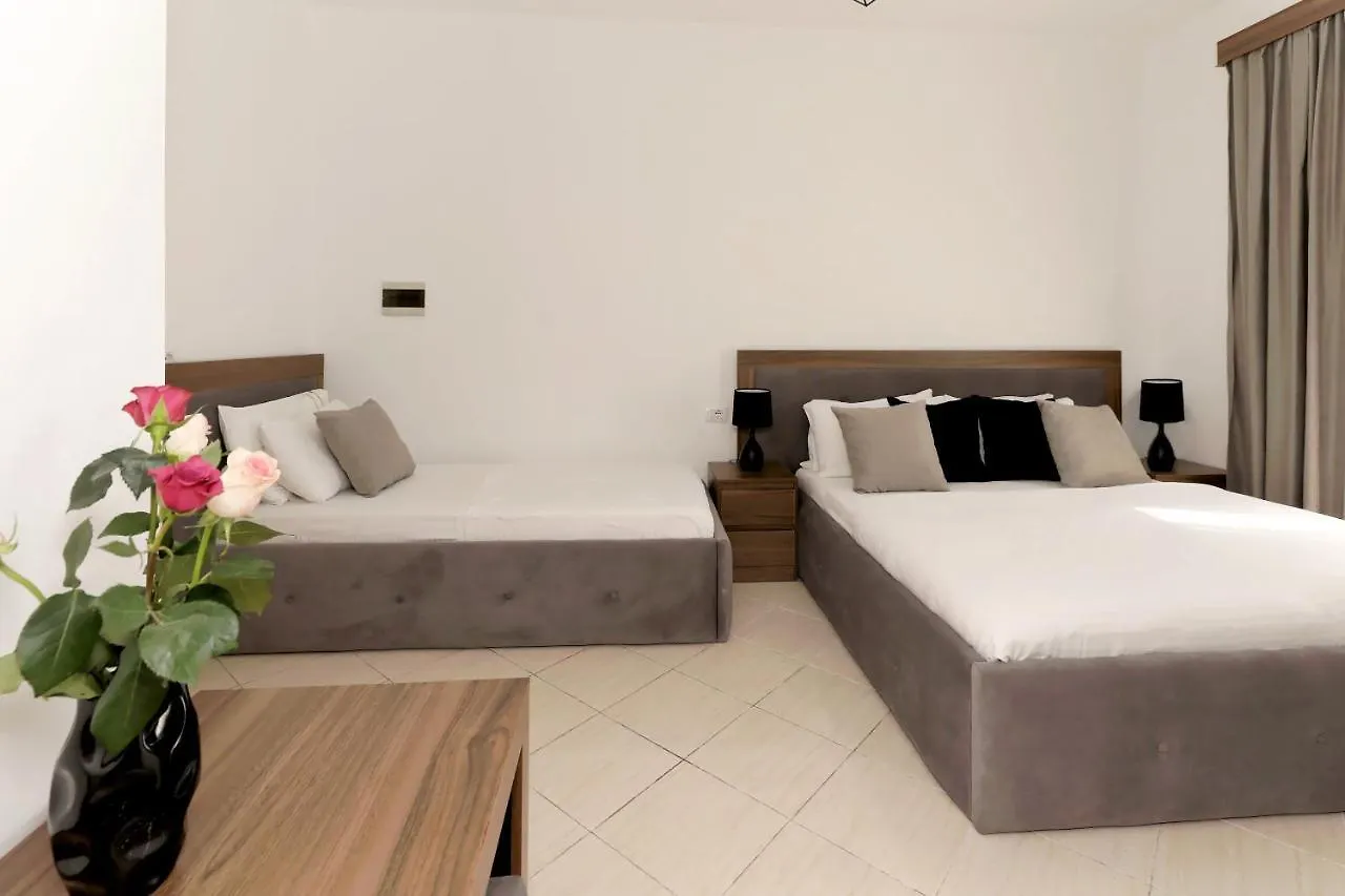Villa Doka Sarandë 3*,  Albánie